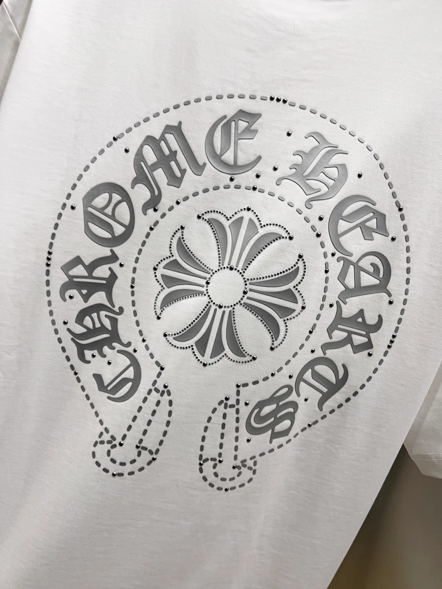 🅿️190 CH Crowe 2025 autumn and winter new short-sleeved T-shirt, cross foam technology + Middle Eastern Australian diamond design technology, the real thing is great🔥Same style for men and women, loose version, size S M L XL XXL five sizes black white